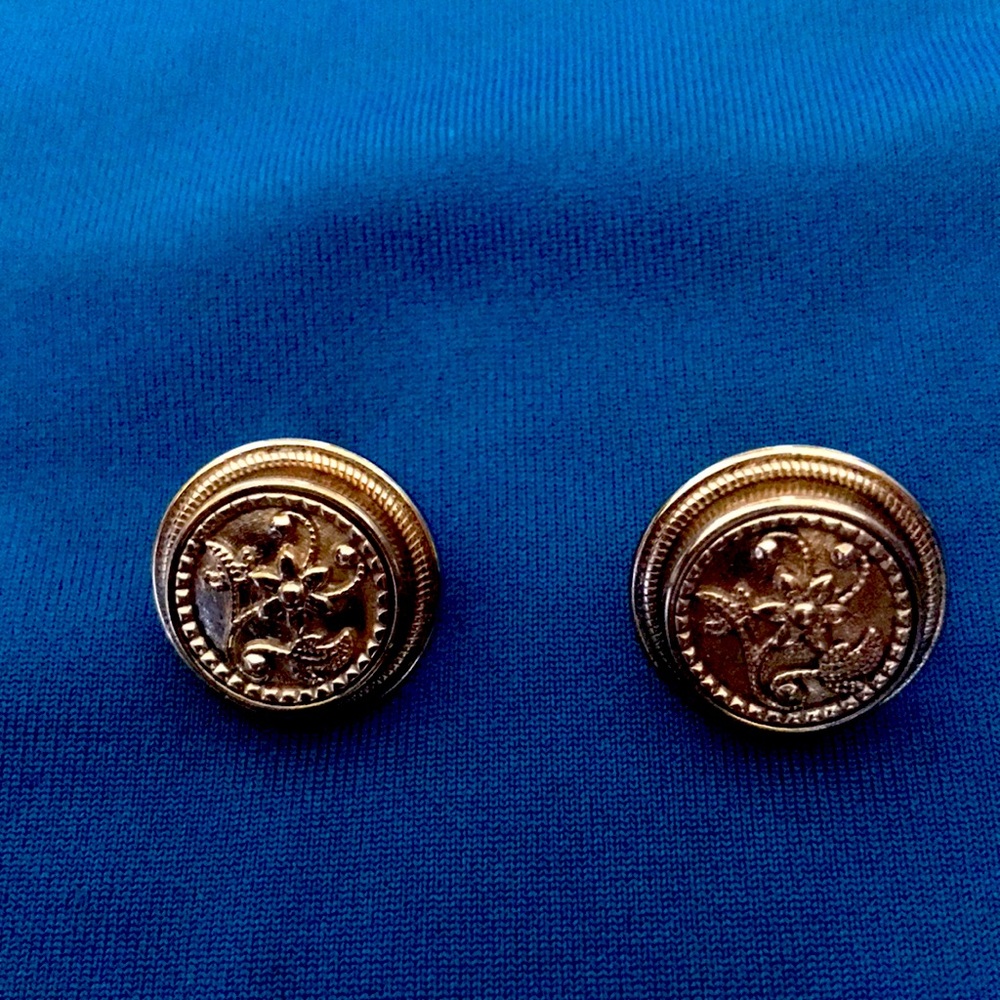 Earrings bronze